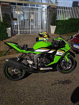 KAWASAKI NINJA ZX-6R KAWASAKI NINJA ZX-6R